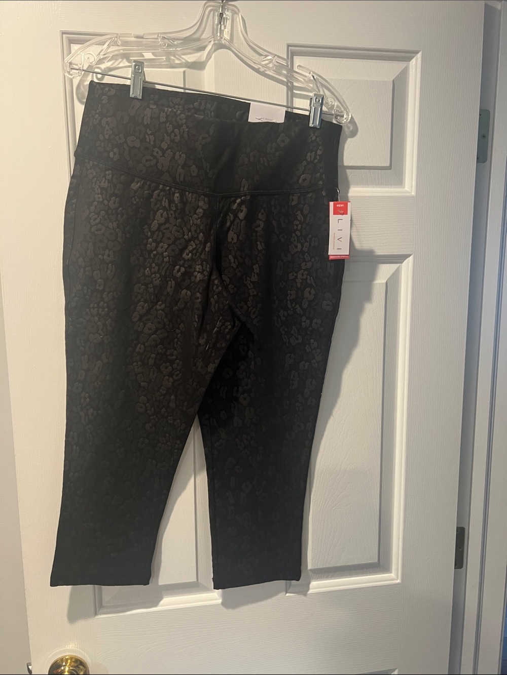 Lane Bryant Black Leopard Jacquard Capri Leggings